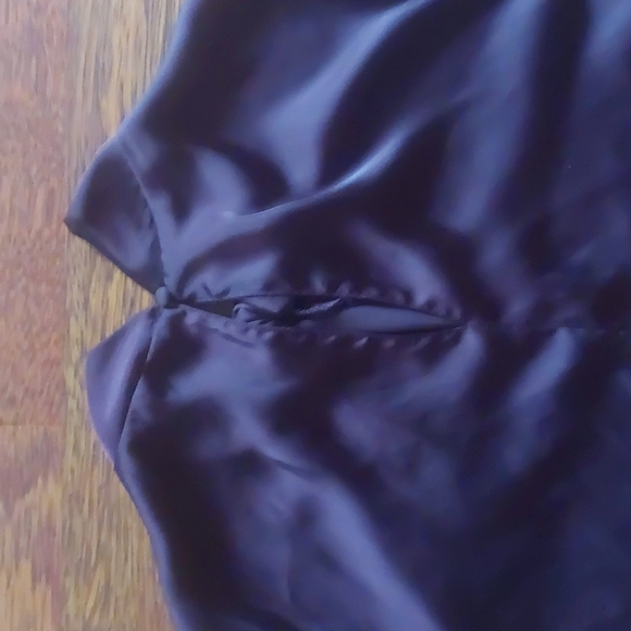 Plum blouse - Picture 7 of 8